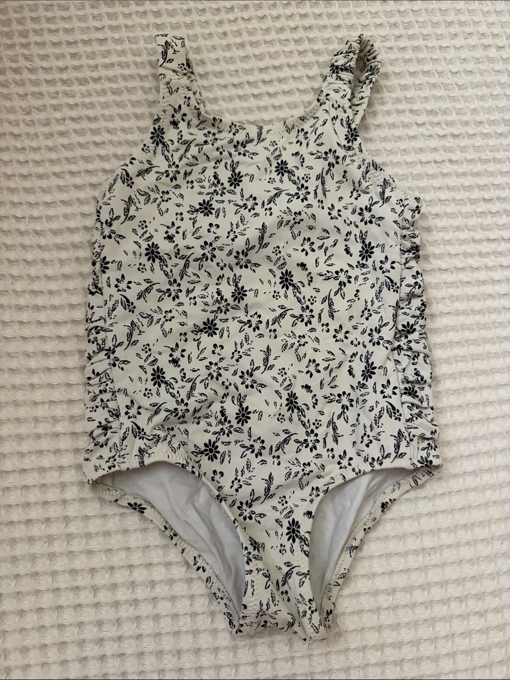Zara swim